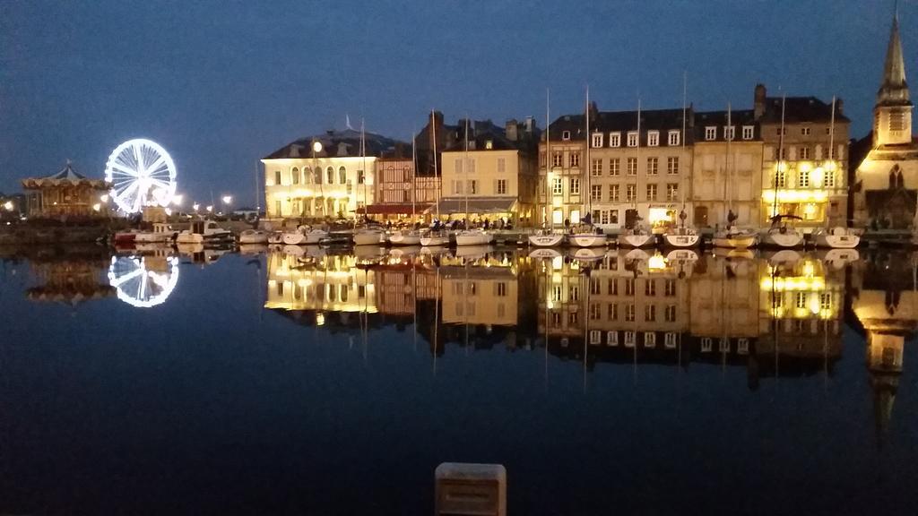 Honfleur Location Leilighet Eksteriør bilde