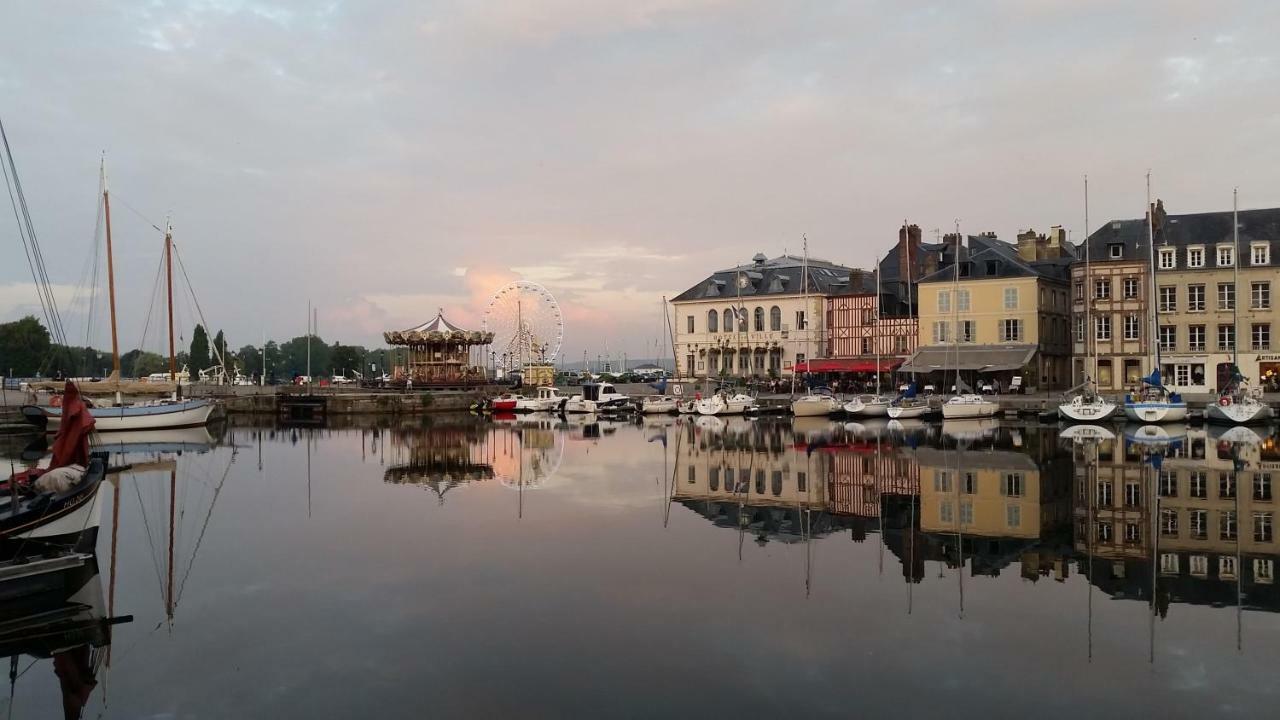 Honfleur Location Leilighet Eksteriør bilde